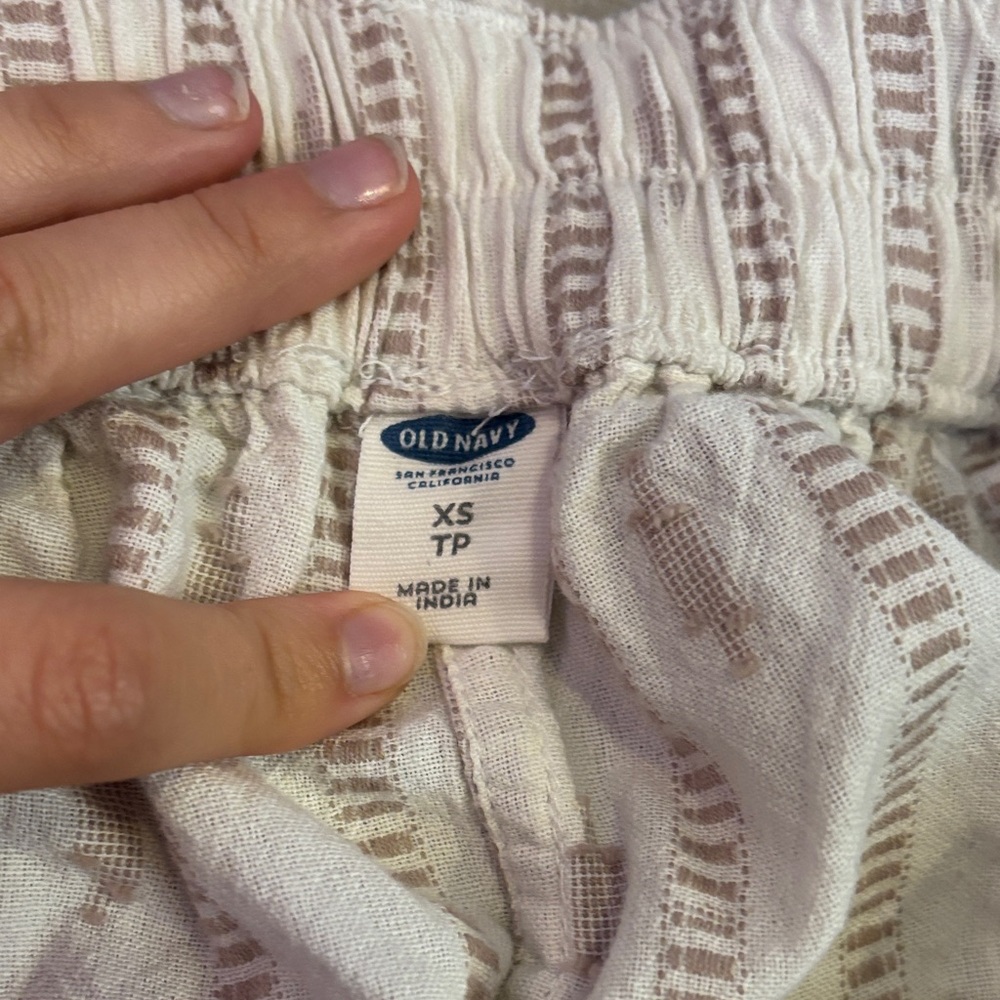 Old Navy Striped Mini Skirt in Cream and Brown - Picture 3 of 4